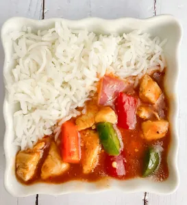 Chicken chow min with white rice