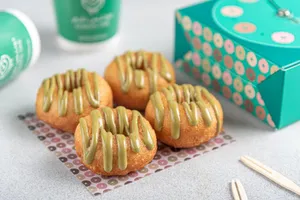 Pistachio Donuts