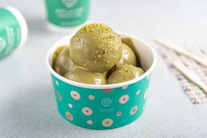 Cinnabon Pistachio
