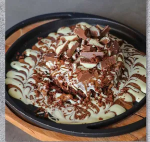 Kinder Brownie Kawla Cake