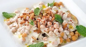 Feteh Hummus