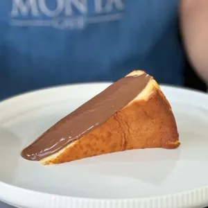 San Sebastian Cake