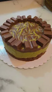 Dubai Chocolate Cake