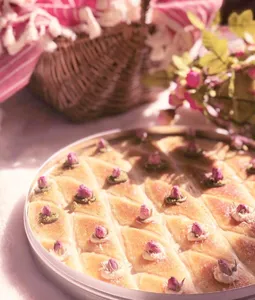 Basbosa with cream