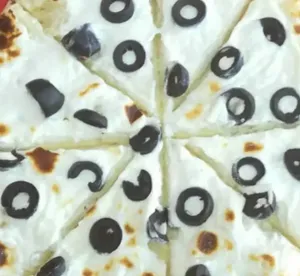 Labneh & Olives Manakish