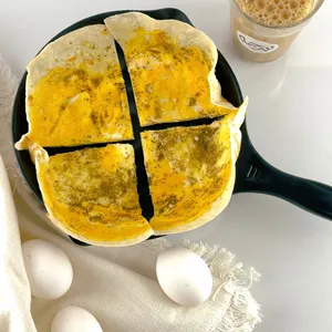 Eggs with cheese and thyme